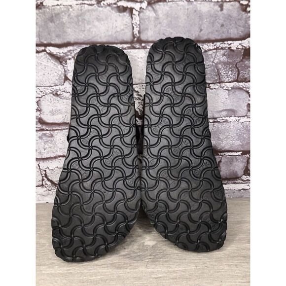 Birkenstock Birki’s Red Patent Leather Croc Cork Strap Sandals Women Sz 39EU/8US - Picture 13 of 16